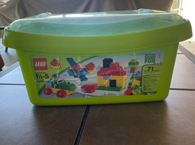 Duplo Lego VTG Building Blocks + Storage Box 5380 70/71 Pieces W/ Auto Chassis