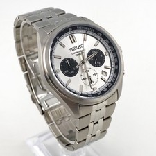 Orologio Seiko Essentials Uomo Quarzo SSB425 Quadrante Argento Bracciale Acciaio Inox