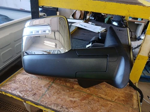 Passenger Right Side View Mirror For 2025 Ram 2500 3092342