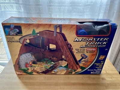 Vintage 1990 s Redbox RARE Monster Truck Mountain Playset W/ Box Incomplete Set