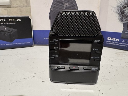 ZOOM Q2n Handy Video Recorder HD, Video with Superior Audio (Read description) - Picture 3 of 9