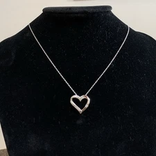 Zales 10kt white gold necklace heart pendant real diamond 18” chain 10k 1.6g