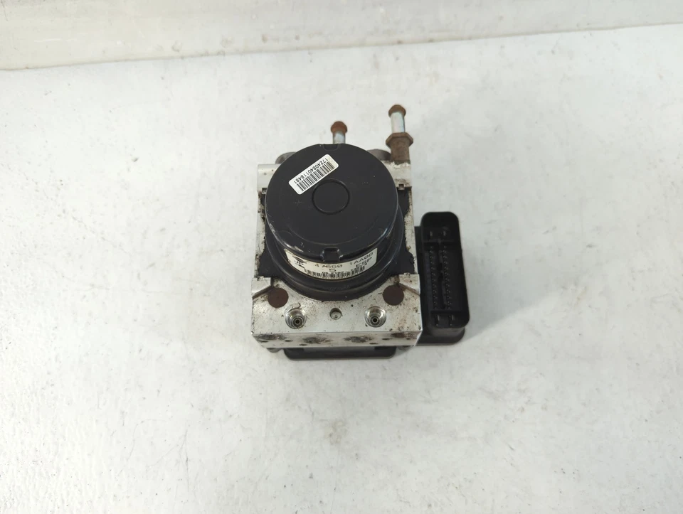 Módulo de control de bomba ABS HVC8R Nissan Murano 2009-2011 Foto 3 de 4