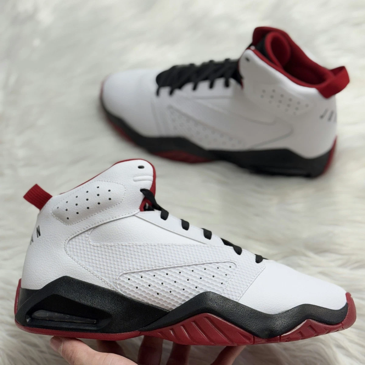 Preços baixos em Jordan Lift Off Gym Red | eBay