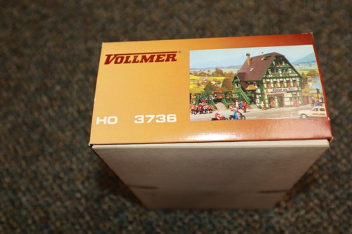 Vollmer # 3736 HO Unbuilt Model Kit Inn with Interior for Train Layouts - Picture 3 of 7