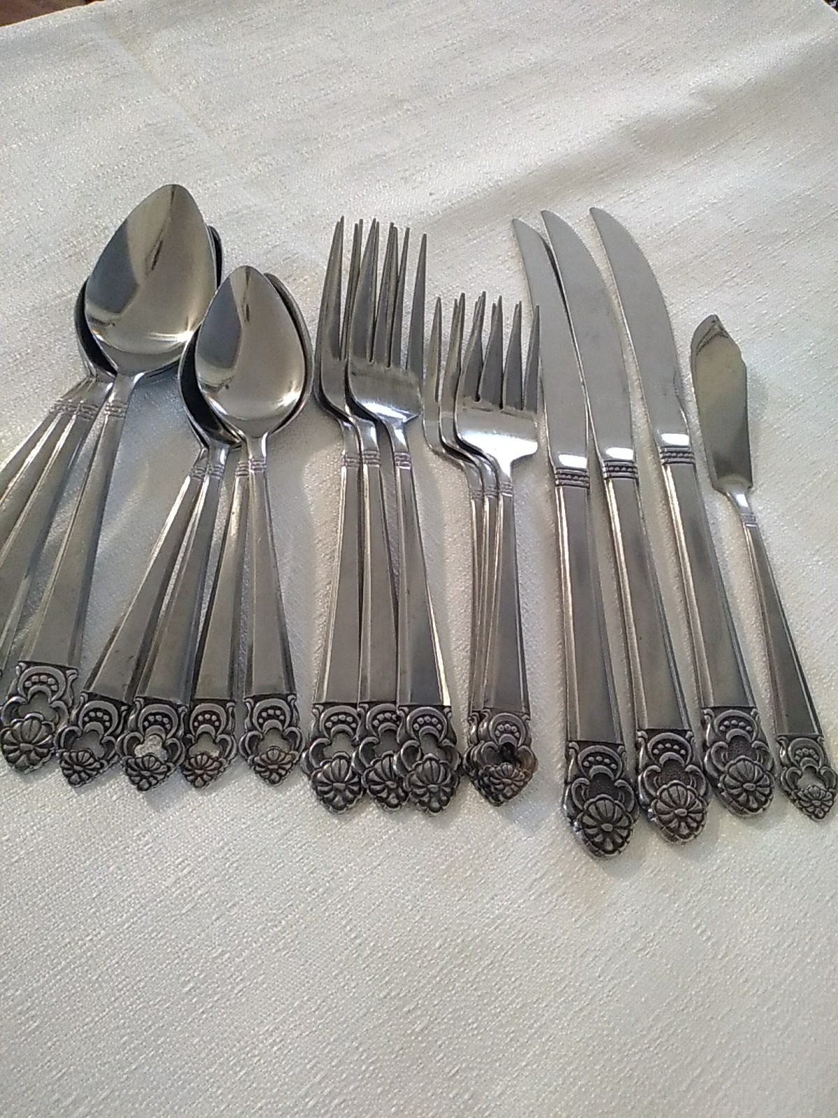 18 Japan National Stainless NST75  Flatware Dinner Forks,Spoons Knives Pierced 