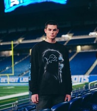 Eminem x Detroit Lions Capsule Silhouette Long Sleeve Shirt Men’s M NEW Sealed