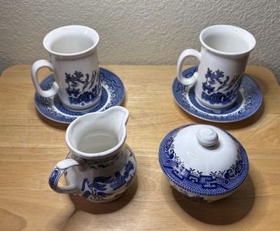 Vintage Churchill Blue Willow (2)Tea Cups / Sugar Bowl / Creamer Set - England