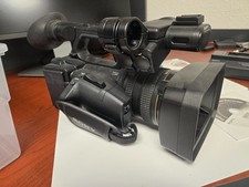 Sony HXR-NX5U NXCAM Digital HD Video Camcorder - Tested Works Good