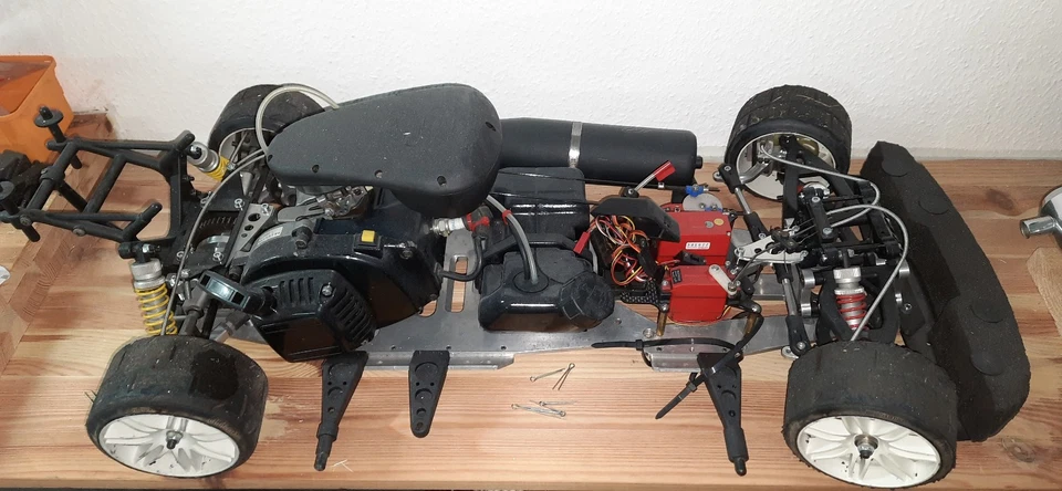 fg sportsline 1:5 Verbrenner mit Karosserie 23ccm Ohne Funkfernbedienung - Bild 2 von 2