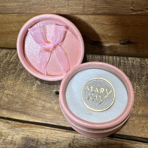 Mary Kay Round Consultant Two Tone Silver & Gold Lapel Hat Pin 7/8"