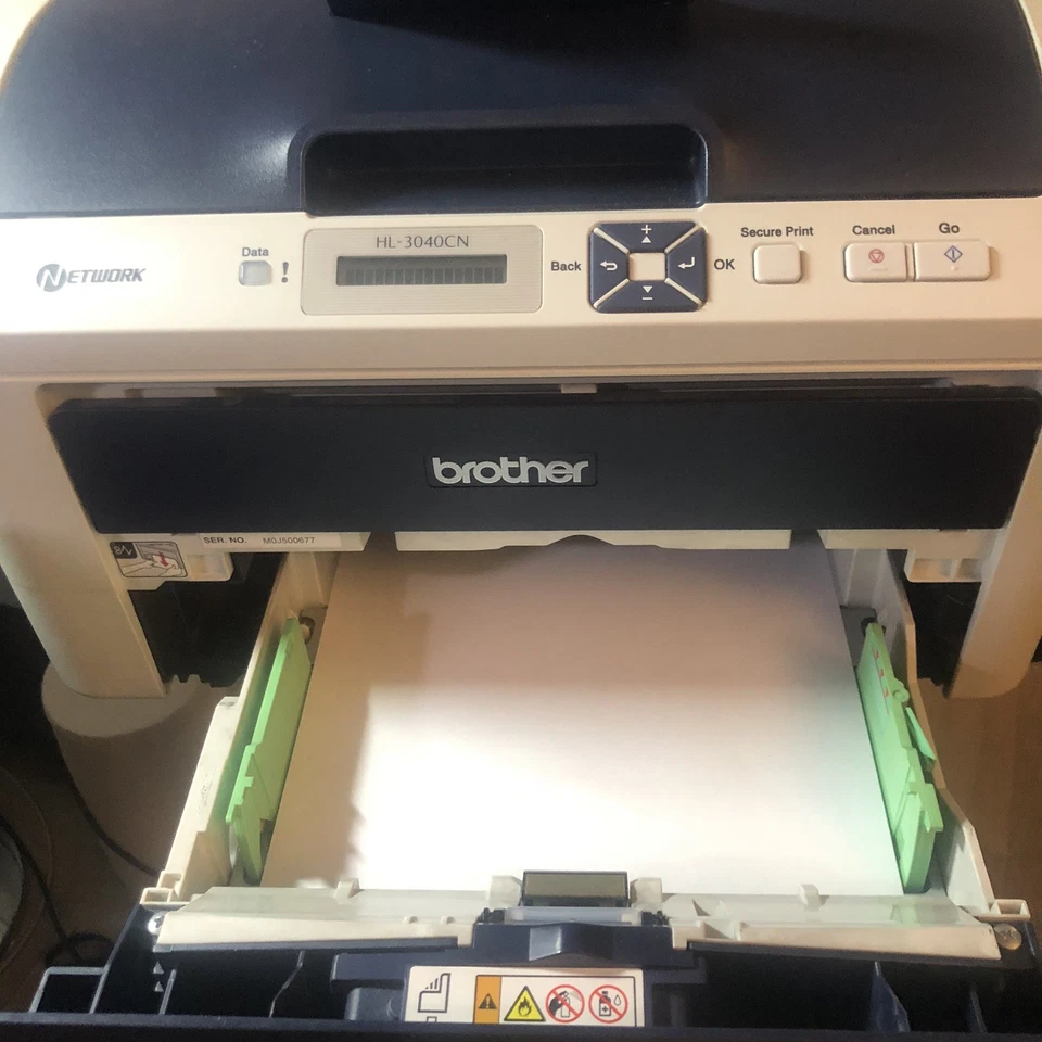 Brother HL-3040CN Compact Digital Color Laser Printer with Ethernet Networking - Image 3 of 4
