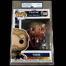 Chris Hemsworth Thor Signed Funko Pop 1040 Psa/Dna Encapsulated 10 Gem Mt Auto