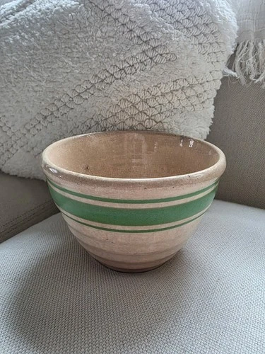 Vintage Hull Green Stripe Beehive Bowl