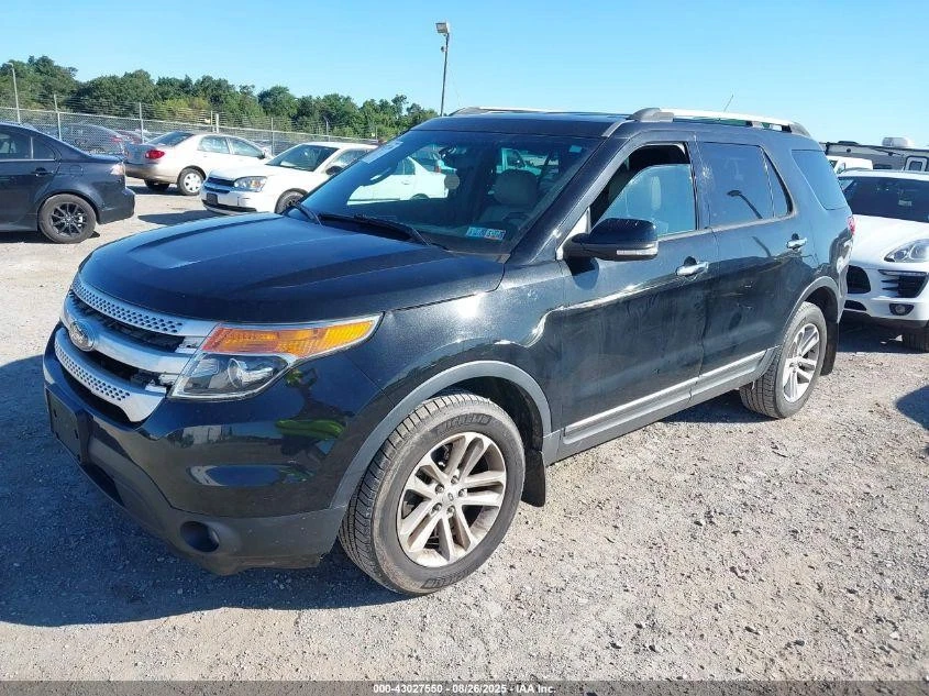 Used Right Headlight Assembly fits: 2014 Ford Explorer Base halogen w/o police p Foto 4 de 4