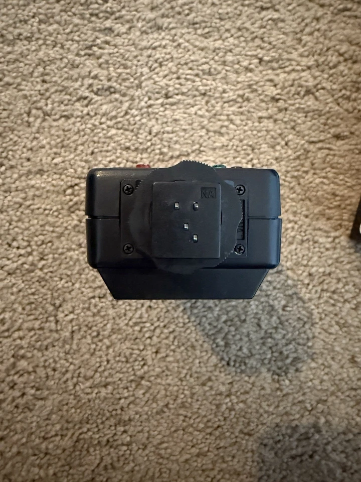 Achiever 260AF Flash System W/ 3 Color Filters *Nikon/Canon/Minolta/Pentax - Image 4 of 4