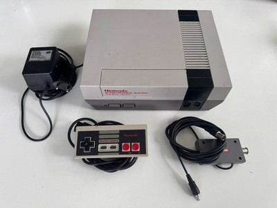 Nintendo NES Entertaiment System + Controller + Kabel #21