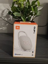 JBL Clip 5 Portable Bluetooth Waterproof Speaker White Brand New