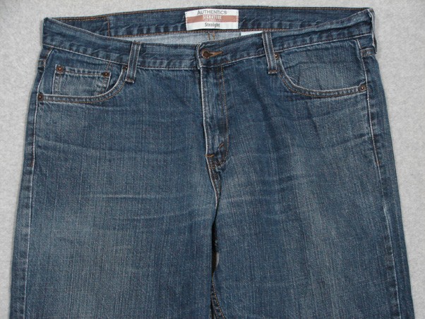 PD11407 2011 **LEVI'S** AUTHENTICS STRAIGHT LEG JEANS 36x32