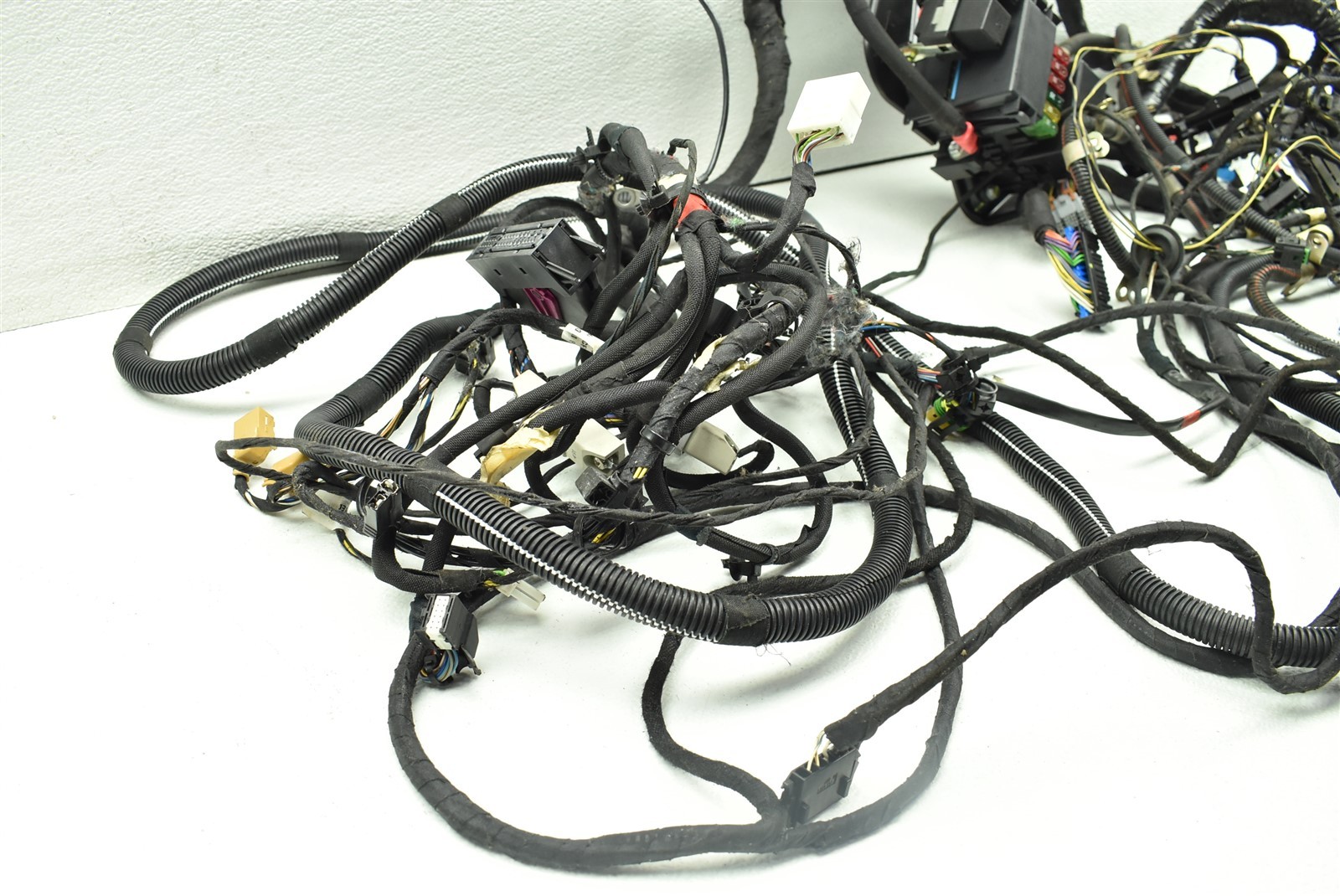 2005 Maserati Quattroporte Rear Body Floor Harness Wiring 