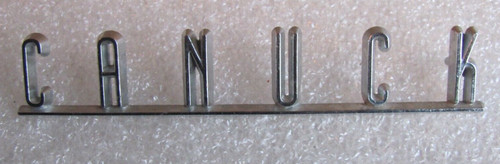 VINTAGE CANUCK VANCOUVER CANUCKS CANADA BADGE EMBLEM SIGN CHROME METAL