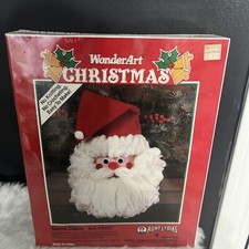Vintage WonderArt Aunt Lydia's Santa Claus Felt Yarn Christmas Craft Kit VTG New