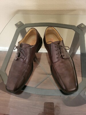Brass Boots Men's Shoes. 10.5M Brown. Cond.is V.Gd.
