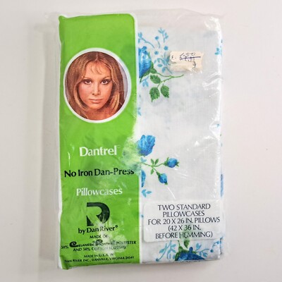 Vintage 70s Dan River Dantrel Blue Roses Floral Muslin 2 Pillowcases NEW 42 X 36