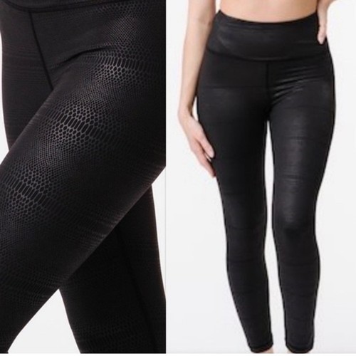 ZYIA Black Venom Light N Tight Black 