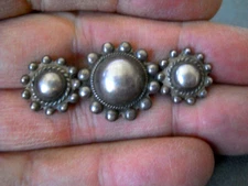 OLD Southwestern Native American Sterling Silver 3 Half Navajo Pearls Pin Brooch