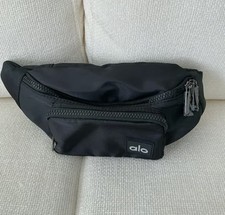 Alo Yoga Explorer Belt Bag Black - Fanny Pack Crossbody Waist Pack - NWT