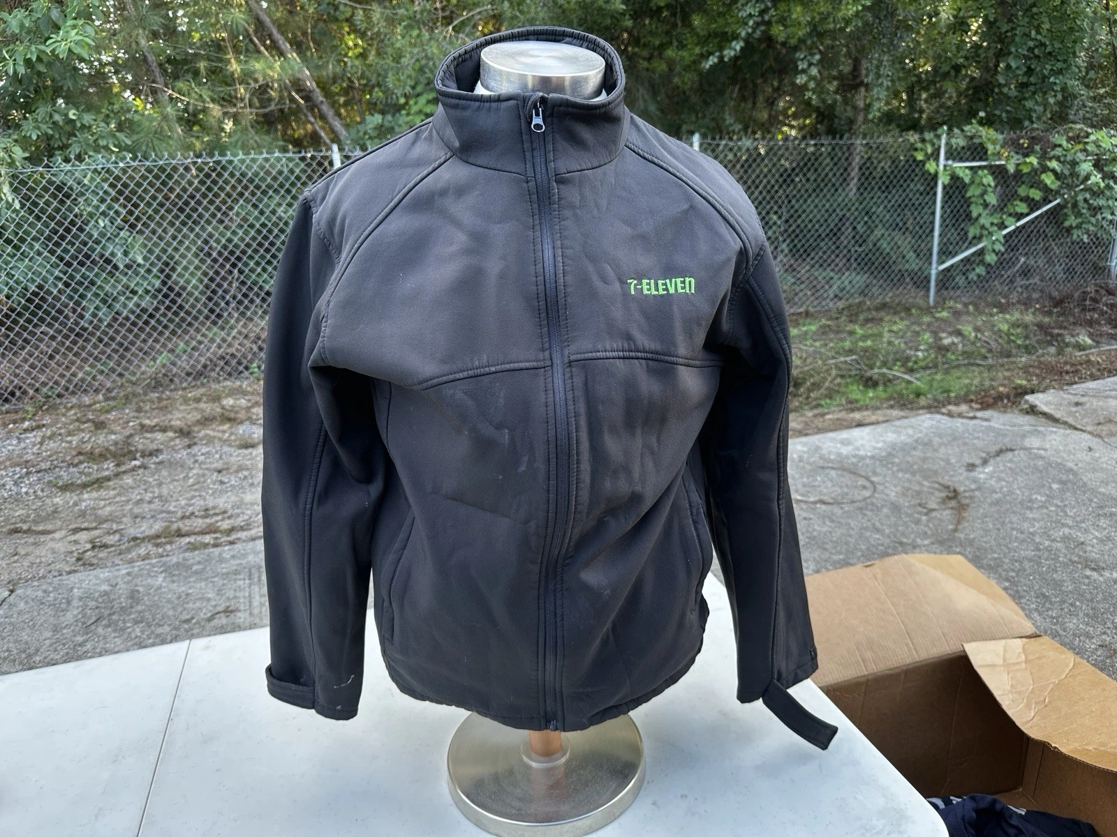 7-11 Jacket Employee Adult L Black Full Zip Uniform Large image 1
