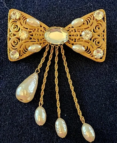 Miriam Haskell Gold Bow Filigree Faux Pearl Rhinestones Brooch