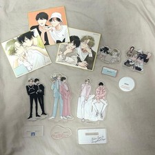 My turn is Thorablet Omega acrylic stand mini colored paper #cccc19