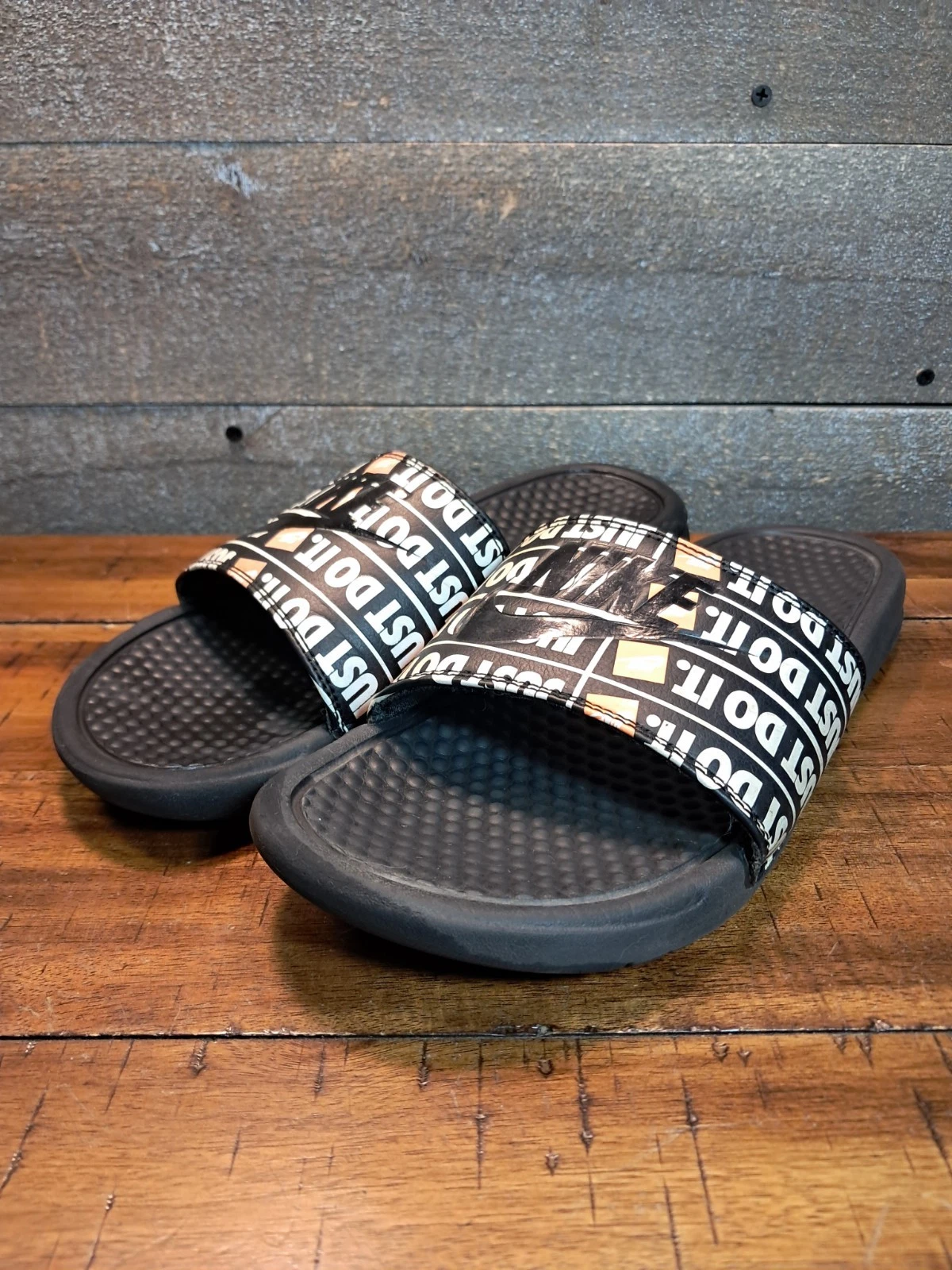 Sandali Nike Benassi JDI neri stampa just do it slides 631261 016 uomo taglia 9