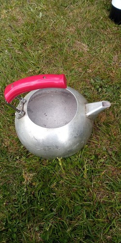 Vintage aluminium kettle - Picture 5 of 6