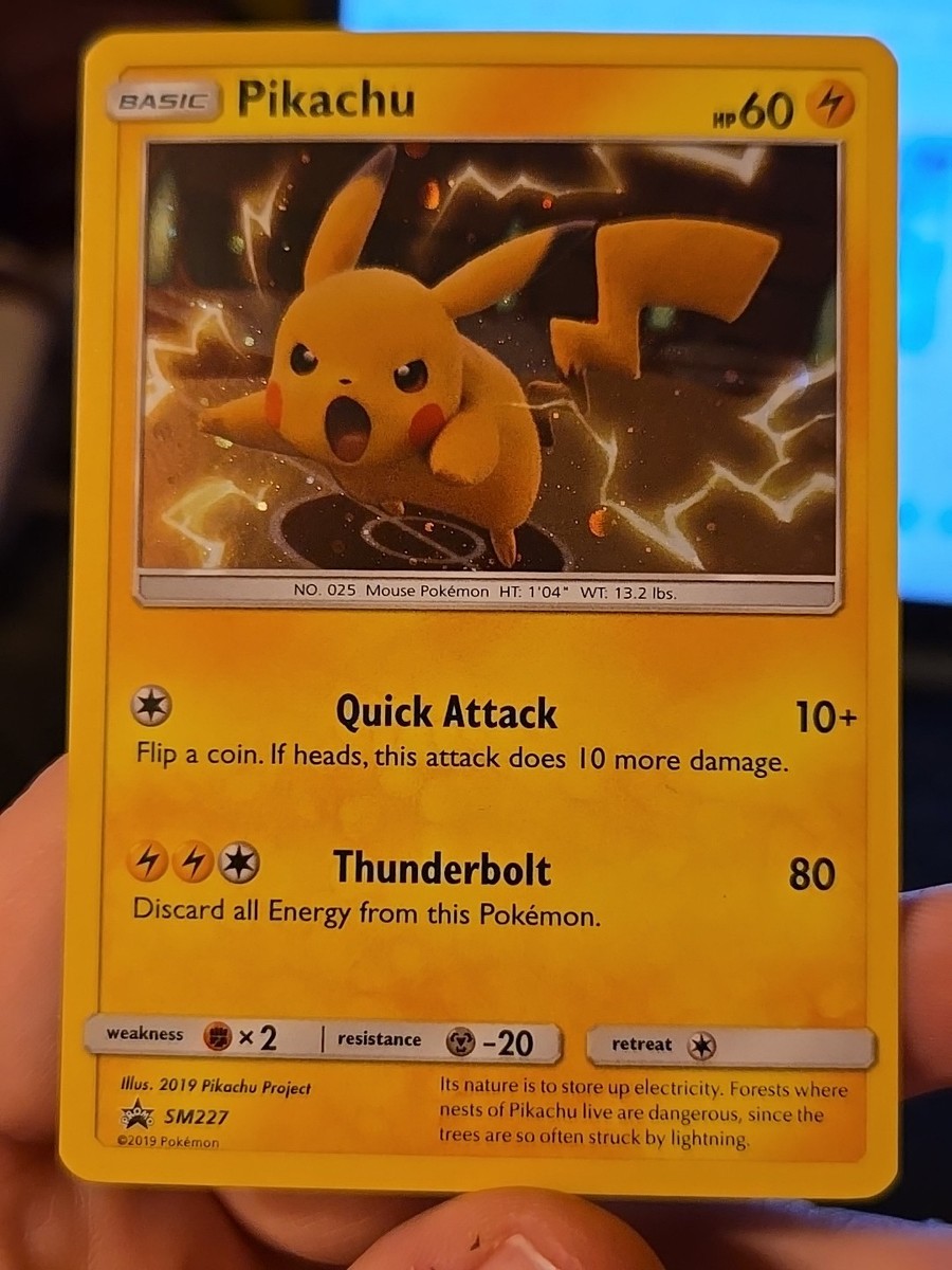Pokemon CCG 2019 Lunch Box Pikachu SM227 Promo Card Mewtwo Strikes