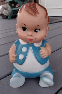 VINTAGE UNEEDA DOLL PLUM PEES RUBBER DOLL 1967