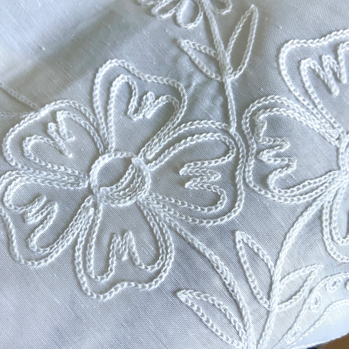 Pair White Swiss Tambour Sheer Lace Curtains Chain Stitch