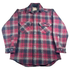 Vintage Woolrich Heavy Flannel Shirt Mens Plaid Red Gray Black Sz M Made In USA