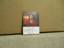 2018 RITTENHOUSE TWIN PEAKS SHERILYN FENN AS AUDREY HORNE ON CARD AUTO AUTOGRAPH
