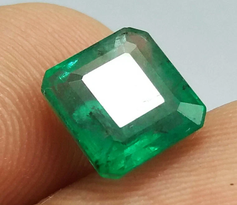 2.90 Ct Natural Mint Green Zambia Emerald Square Cut Excellent Quality Untreated - Image 4 of 4