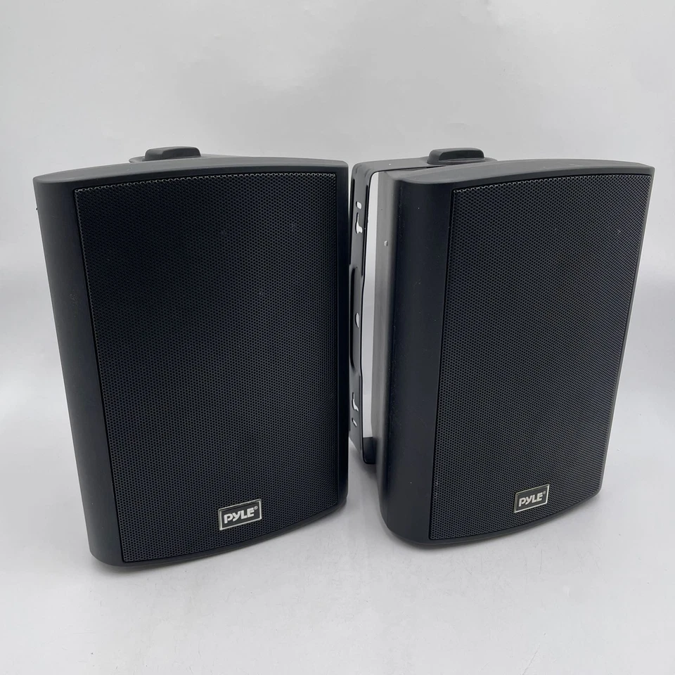 Pyle 6.5Inch Wall Mount Waterproof Bluetooth Speaker System Black - Image 2 of 4