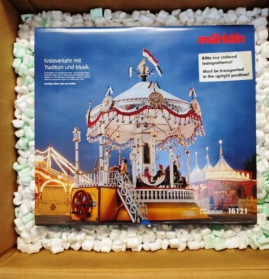 Marklin 16121 Limited Edition Very Large Scale Carousel