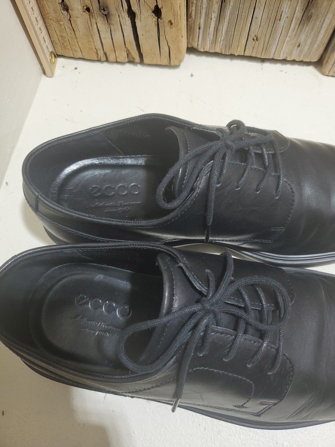 SAOLA Scarpe eleganti da uomo nere ECCO taglia 9 9 5 Shock Point in pelle stringate taglia EU 43 (24)