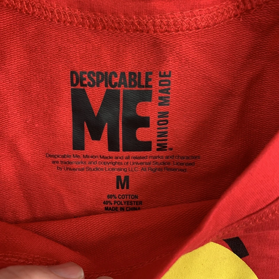 Camiseta Minions This Is My Christmas suéter juvenil tamanho M vermelha manga longa - Imagem 3 de 4