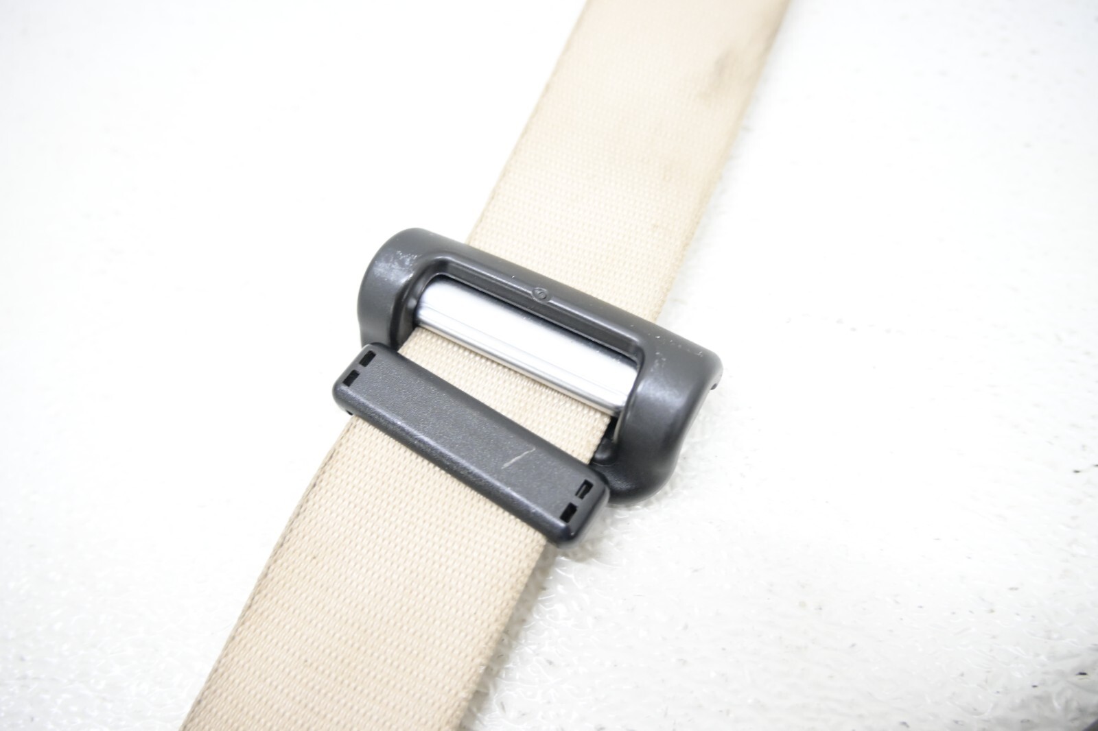 ⭐ 14-21 Maserati Ghibli Front Right Passenger Seat Belt Retractor Beige Oem