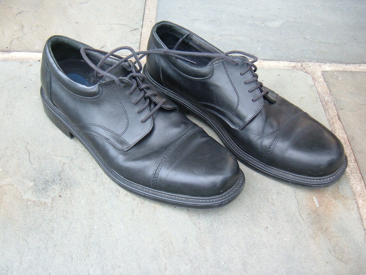 MEN'S HUNTERS BAY BLACK LEATHER DRESS SHOES SIZE 13 MEN'S HUNTERS BAY BLACK LEATHER DRESS SHOES SIZE 13