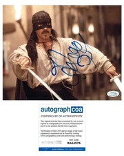 ZORRO Antonio Banderas Signed Autographed 8x10 Photo ACOA
