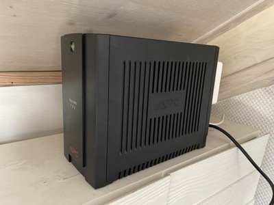 APC Back UPS 700VA 390W 4 fach Schuko unterbrechungsfreie Stromversorgung Akku
